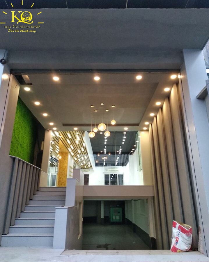Loi-xuong-tang-ham-TQT-Building.jpg
