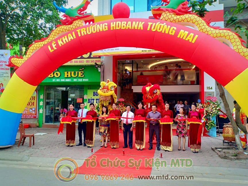 khai-truong-hd-bank-trieu-khuc-1.jpg