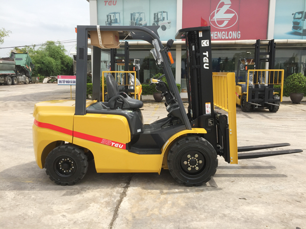 xe-nang-3.5-tan-moi.jpg