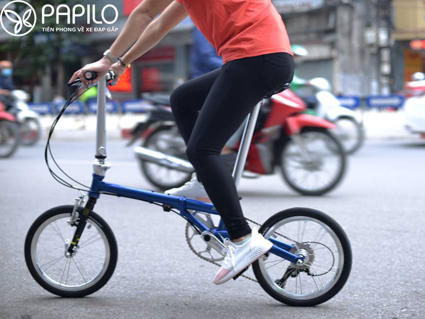 xe-dap-xin-cho-nu-gap-gon-sieu-nhe-2.jpg