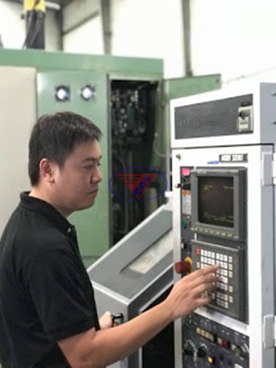 huong-dan-su-dung-may-tien-cnc-1.jpg