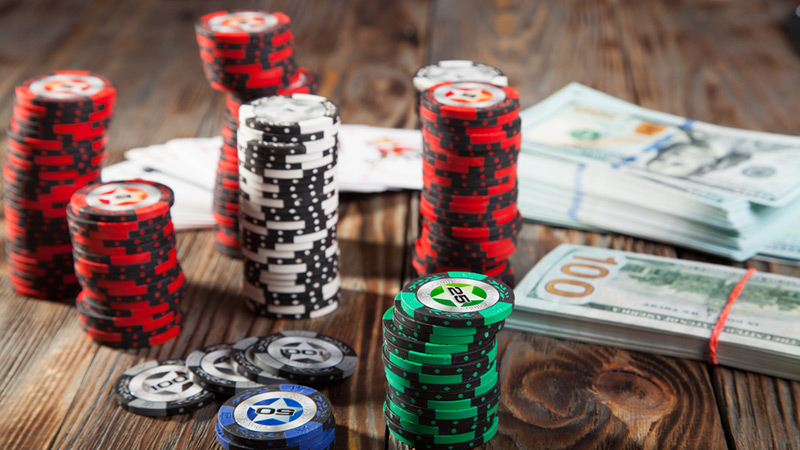 huong-dan-choi-poker-kiem-tien-online.jpg