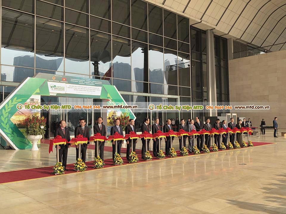 bo-nghi-le-khai-truong-khanh-thang.jpg