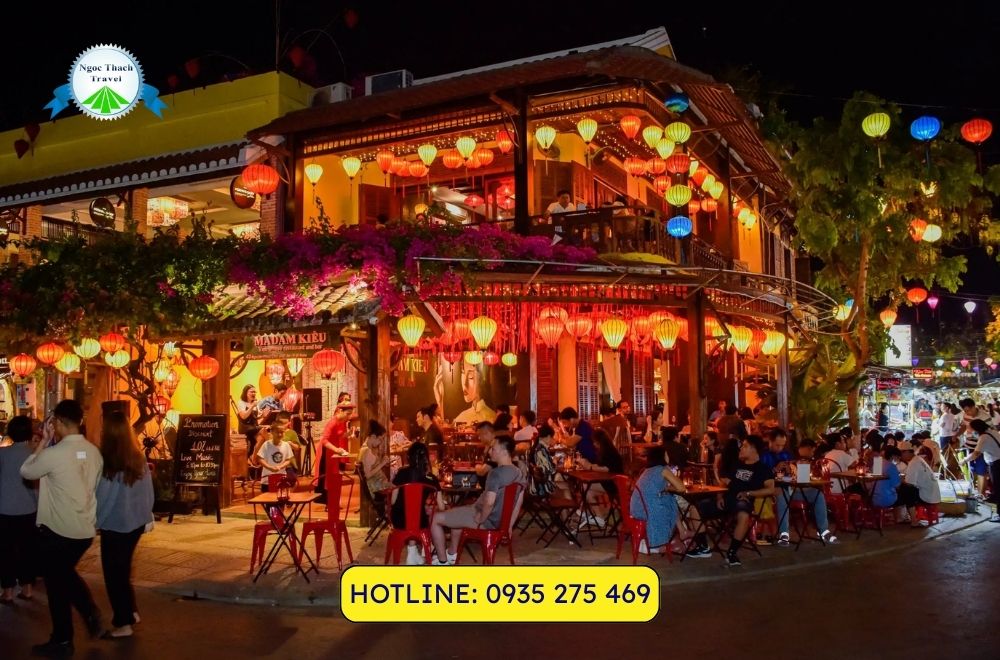 cho dem hoi an 2 6 cho dem hoi an 2