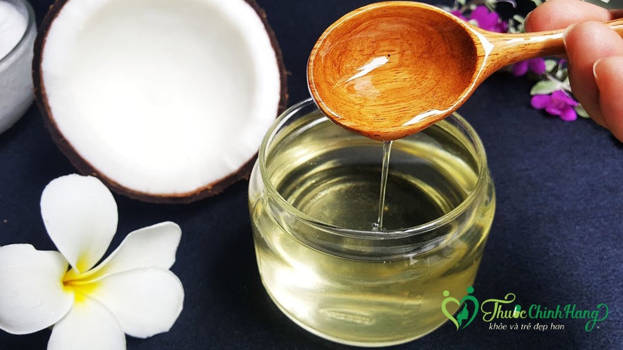 làm dài mi bằng dầu dừa vitamin E