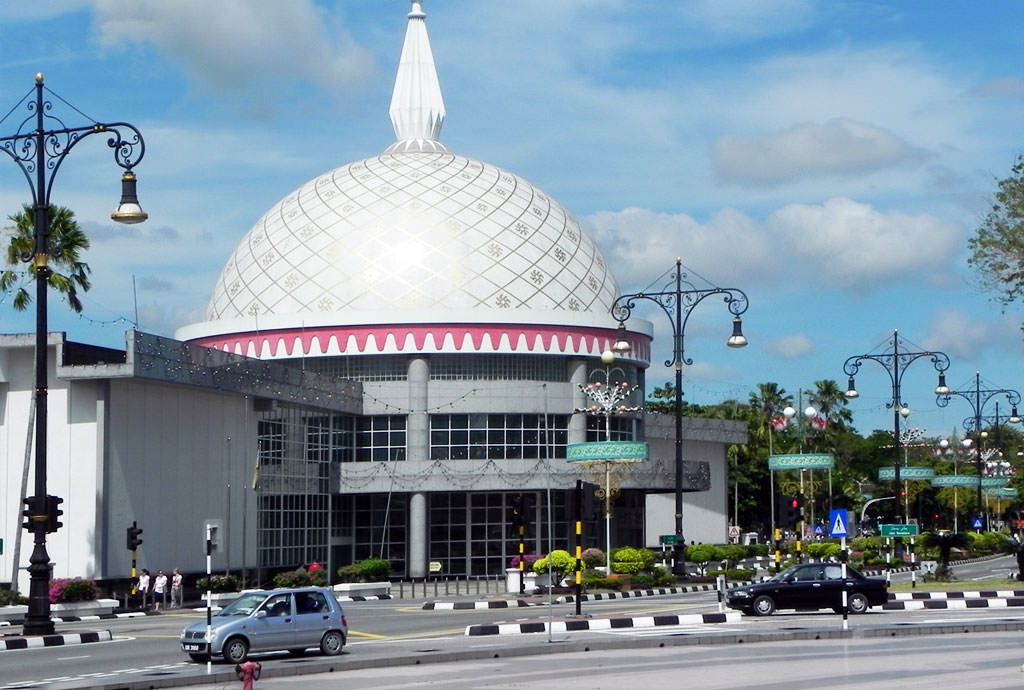 brunei-attractions_zpsccljdjiv.jpg