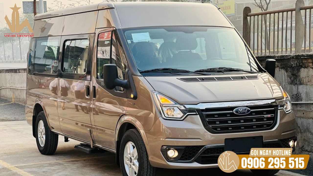 Hành trình thoải mái với dịch vụ thuê xe cưới 16 chỗ