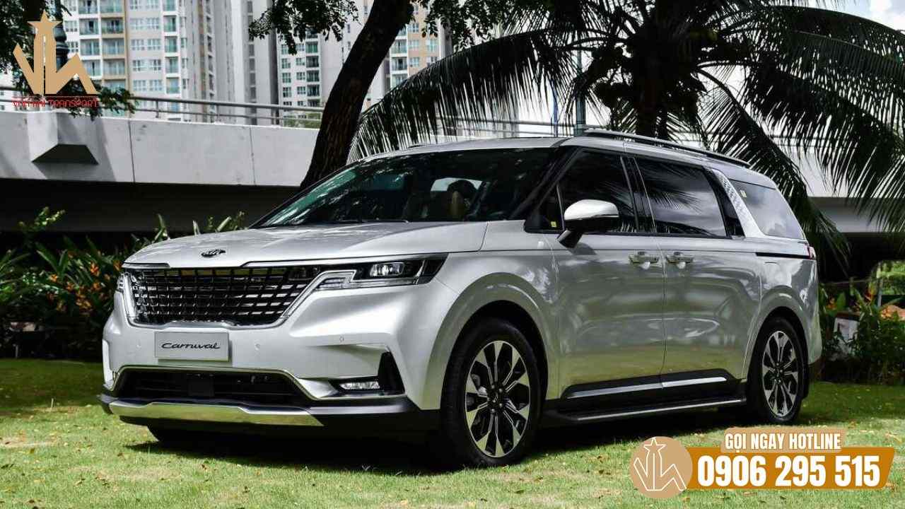Vân Hải cho thuê xe 7 chỗ Kia Carnival tại Hà Nội