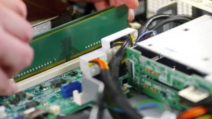 Tips-Buy-a-Server-300x169.jpg
