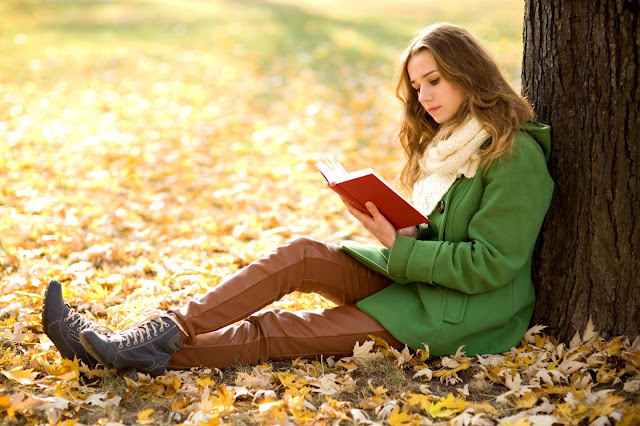 reading-in-fall.jpg