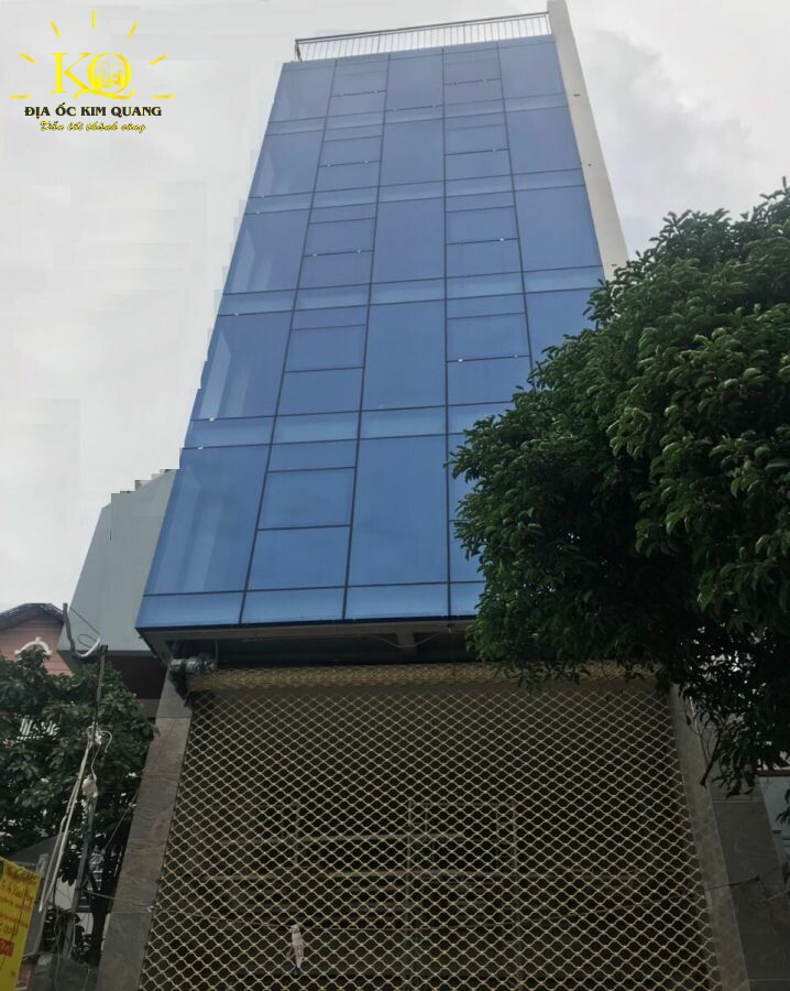 Bên ngoài tòa nhà Swin Tower TB