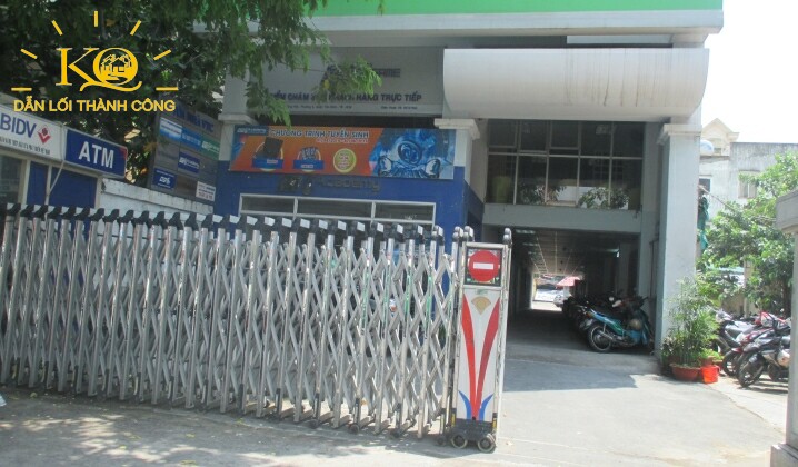 Phía trước tòa nhà VTC Phía trước tòa nhà VTC