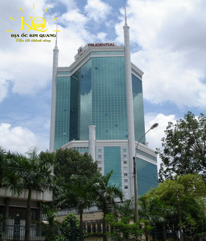 Bên ngoài tòa nhà hạng a Saigon Trade Center