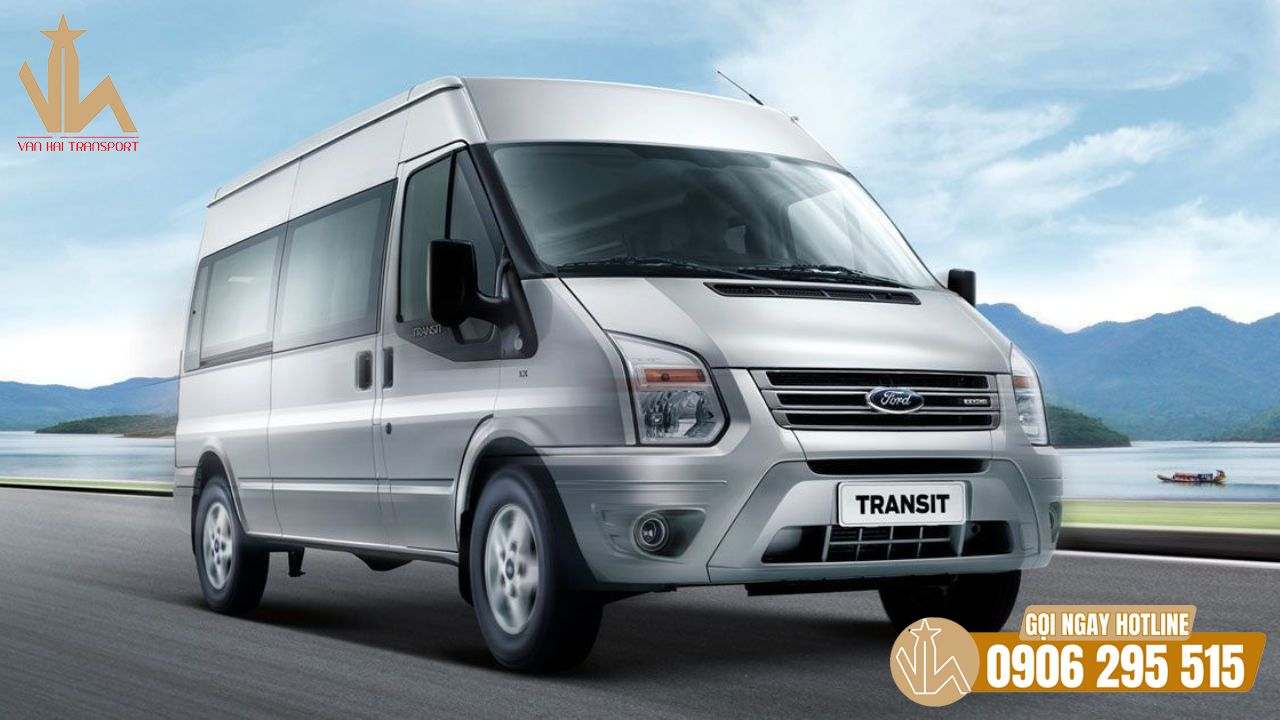 Thuê xe cưới 16 chỗ Ford Transit phục vụ hành trình rước dâu Thuê xe cưới 16 chỗ Ford Transit phục vụ hành trình rước dâu
