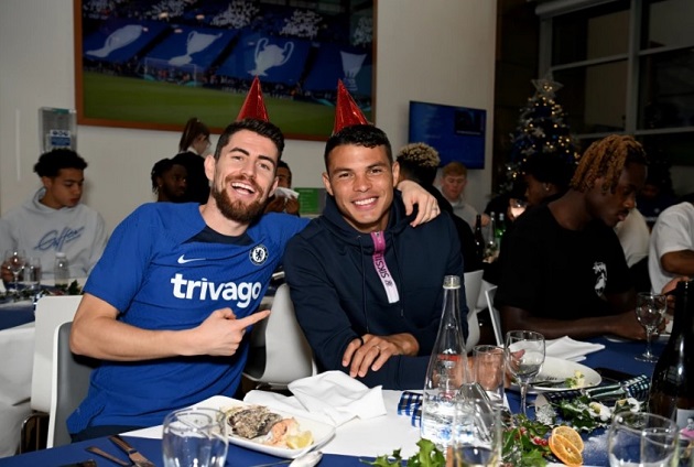 Cầu thủ Chelsea tận hưởng lễ Giáng sinh - Bóng Đá