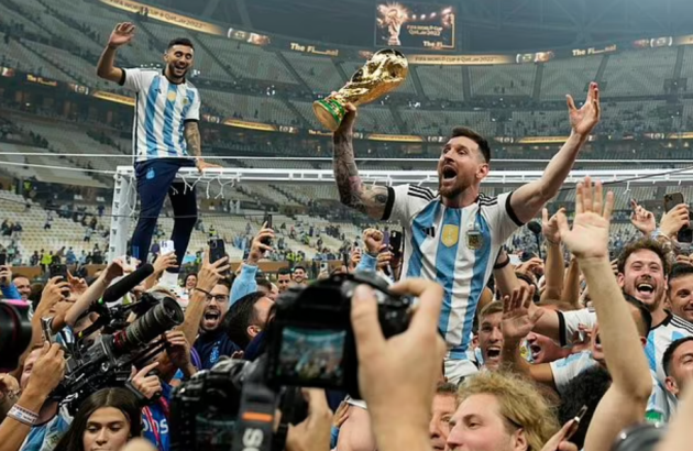 Messi plans to play on for Argentina after World Cup win - Bóng Đá